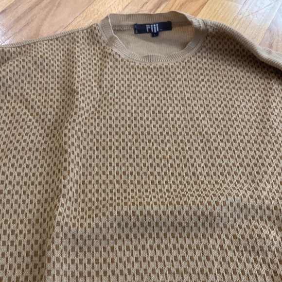 Men’s Fiji sweater. Tan. Size L - Picture 2 of 6
